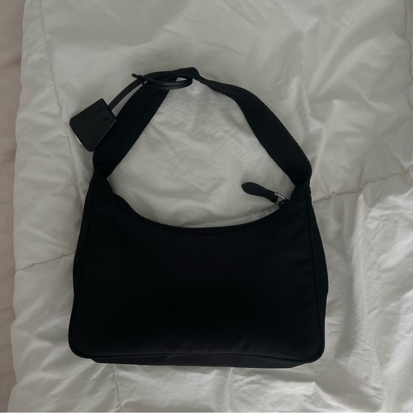 Prada Re-Nylon Re-Edition 2000 Mini-Bag - Picture 4 of 10